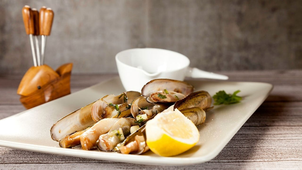 Galician Razor Shells with Garlic and Parsley